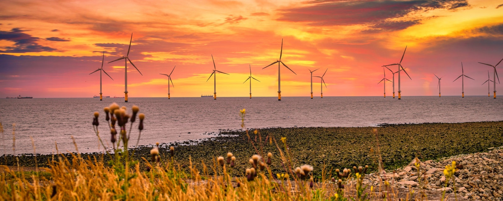 Offshore,Wind,Turbine,In,A,Wind,Farm,Under,Construction,Off