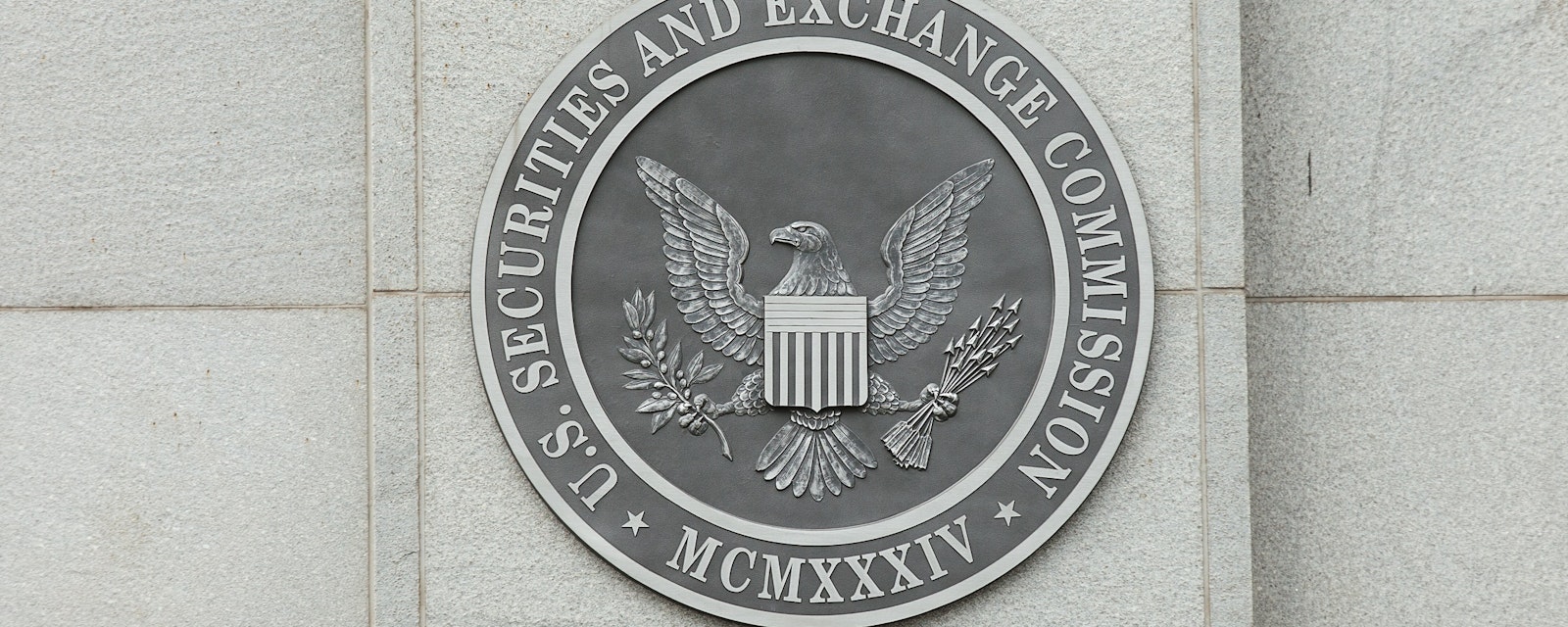 Washington,,Dc,-,July,17:,Sign,At,The,U.s.,Securities