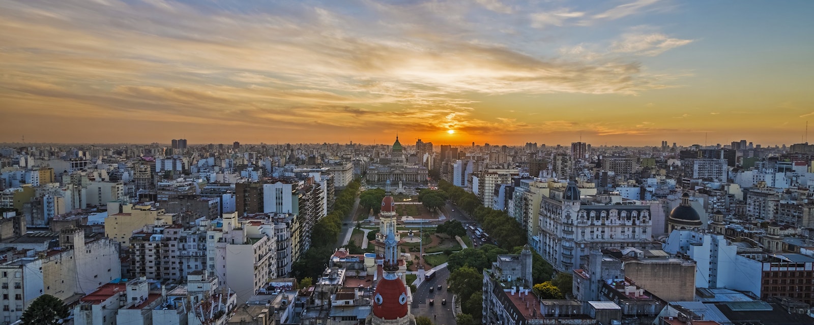 Panoramic,View,Of,Buenos,Aires,At,Dusk