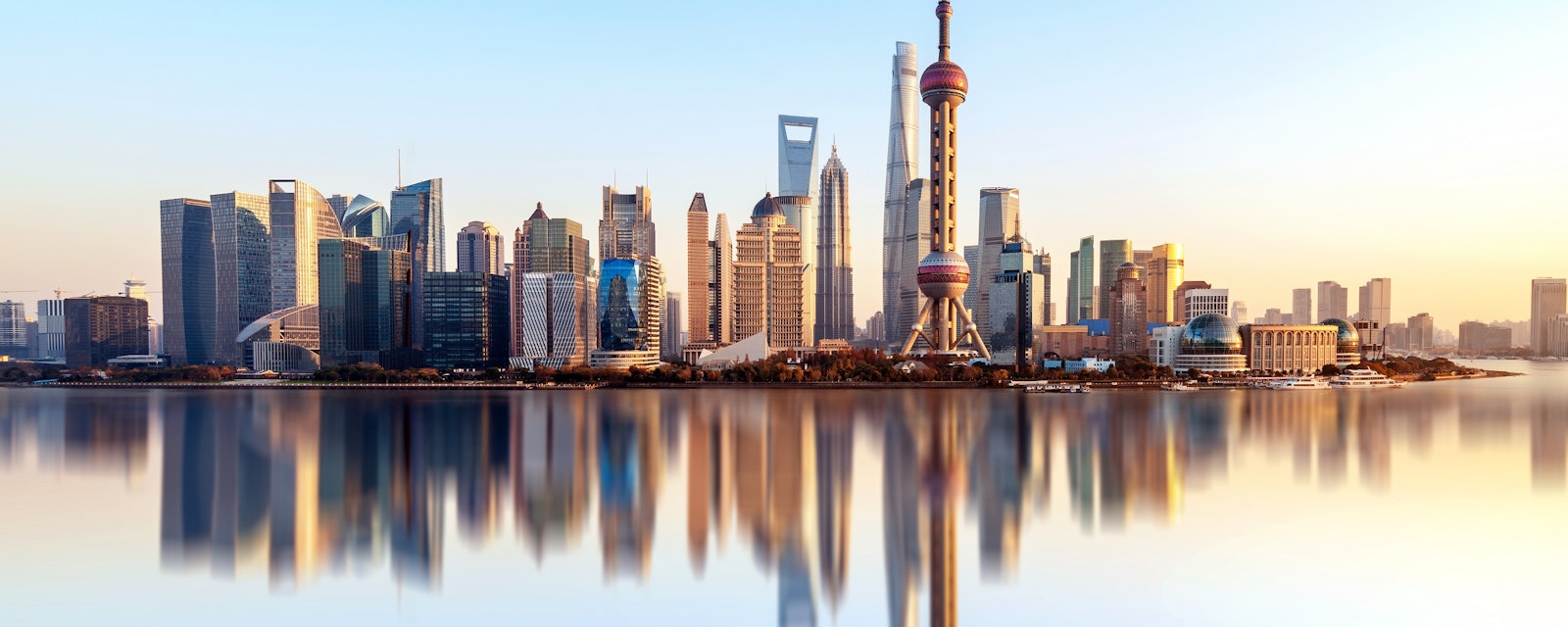 Shanghai,Skyline,With,Modern,Urban,Skyscrapers,,China