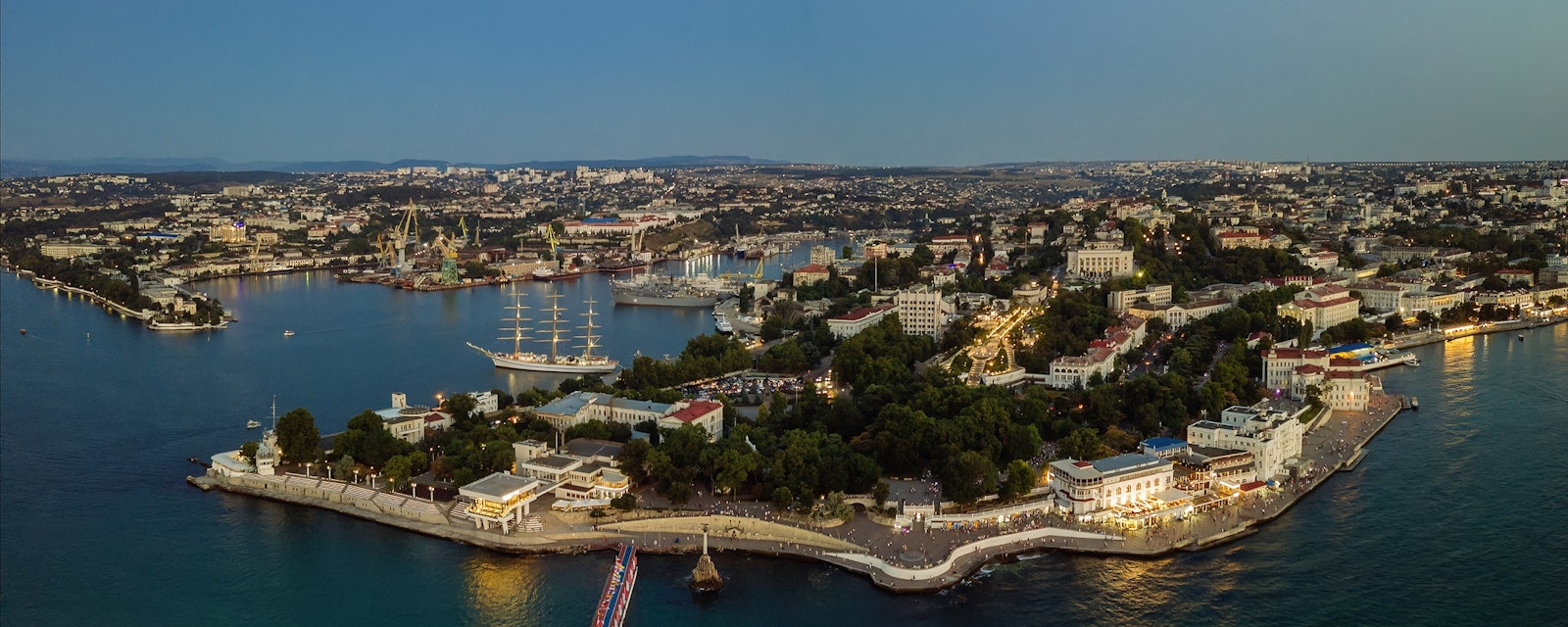 Evening,Sevastopol,Panorama,,Aerial,View,Of,The,Sevastopol,Bay,And