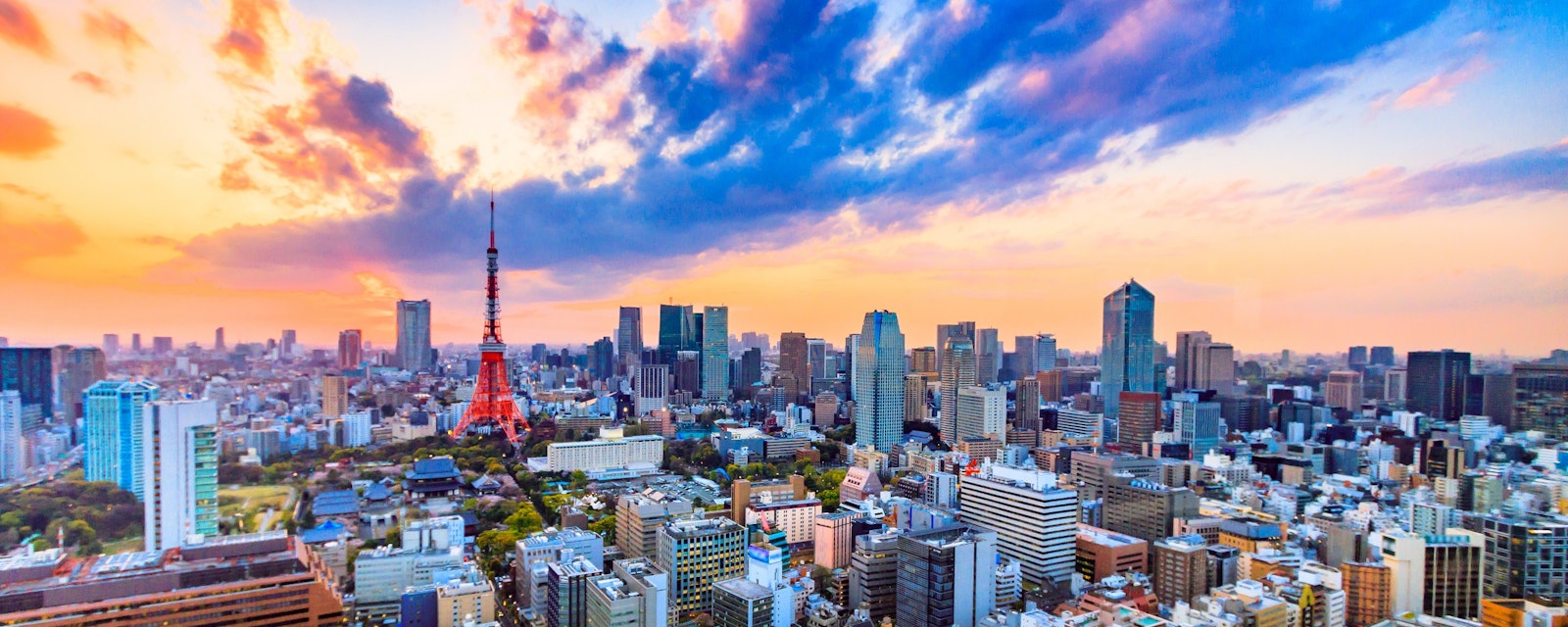 Cityscapes,View,Sunset,Of,Tokyo,City,Japan