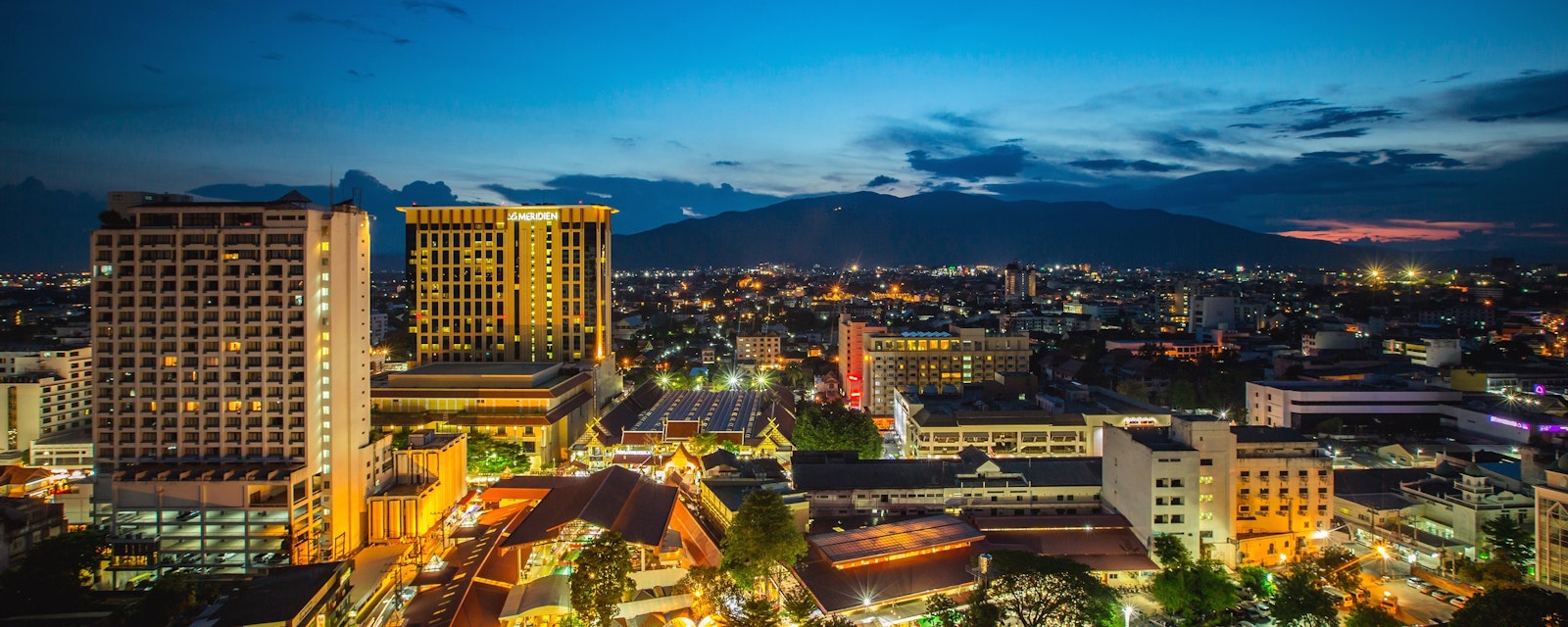 Night,Bazaar,,Twilight,Of,Chiang,Mai,City,Scape,,Thailand,Asia